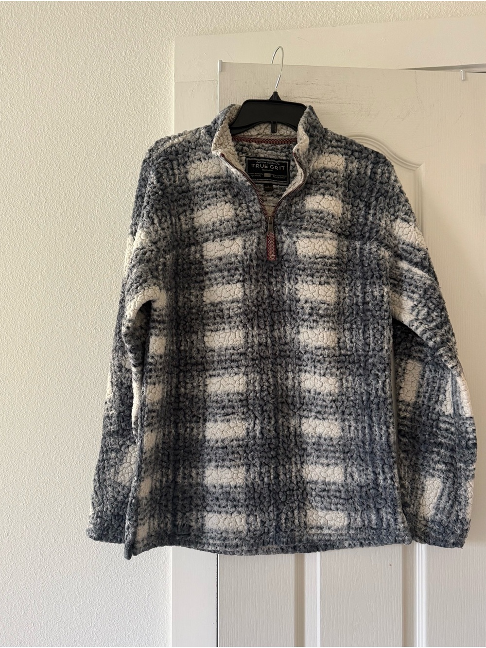 True Grit Plaid Sherpa Fleece Pullover Women’s M Quarter Zip Gray Cream Oversize